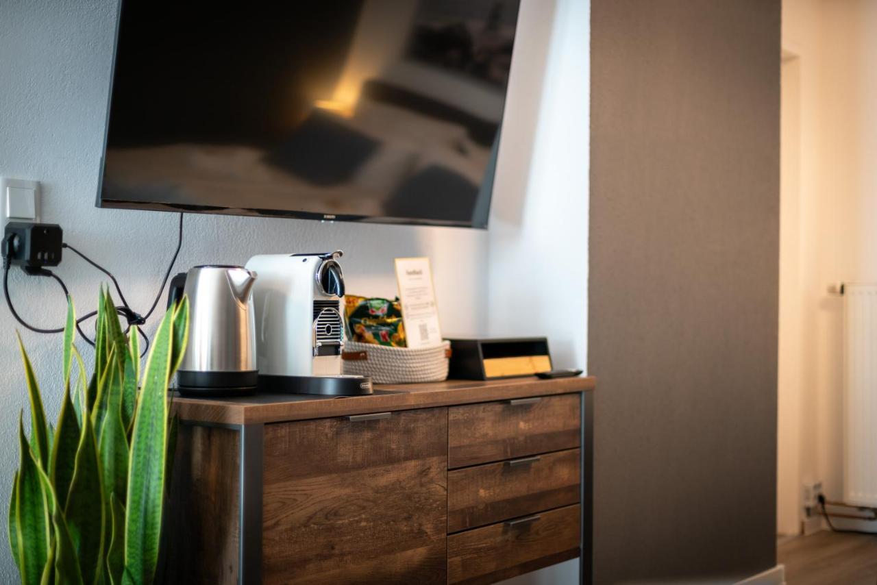 Federnest - Luxus-Studio - Kingsize Boxspringbett - Home-Office Mit Monitor Und Drucker - 11 Min Hbf Дуйсбург Екстер'єр фото