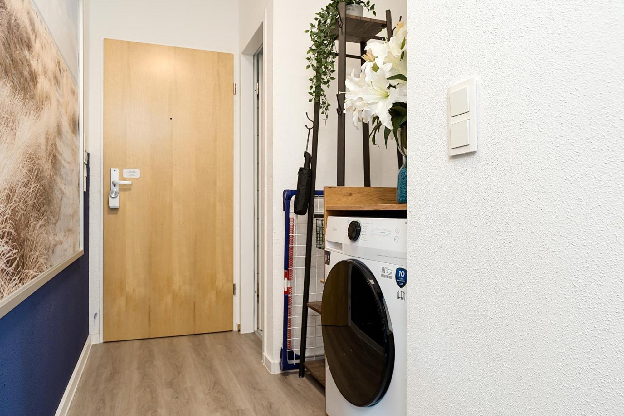 Federnest - Luxus-Studio - Kingsize Boxspringbett - Home-Office Mit Monitor Und Drucker - 11 Min Hbf Дуйсбург Екстер'єр фото
